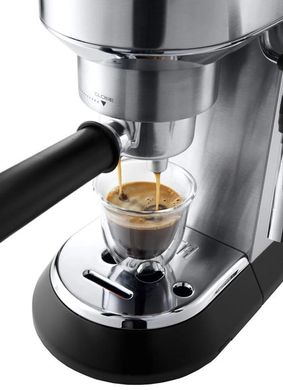 Ріжкова кавоварка еспресо Delonghi EC 685.M