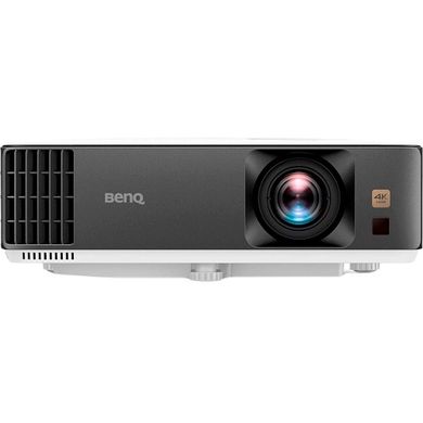 Мультимедийный проектор BenQ TK700 (9H.JPK77.17E)