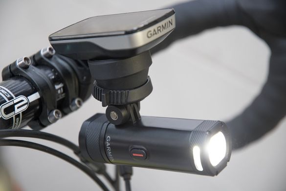 Велофара Garmin Varia UT800 Smart Headlight (010-01674-00)