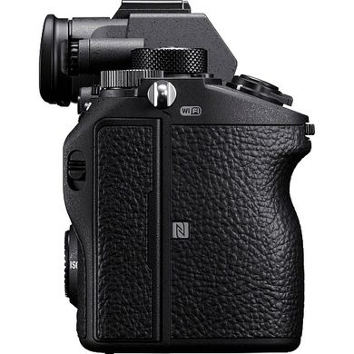 Бездзеркальний фотоапарат Sony Alpha A7R IVA body (ILCE7RM4AB.CEC)