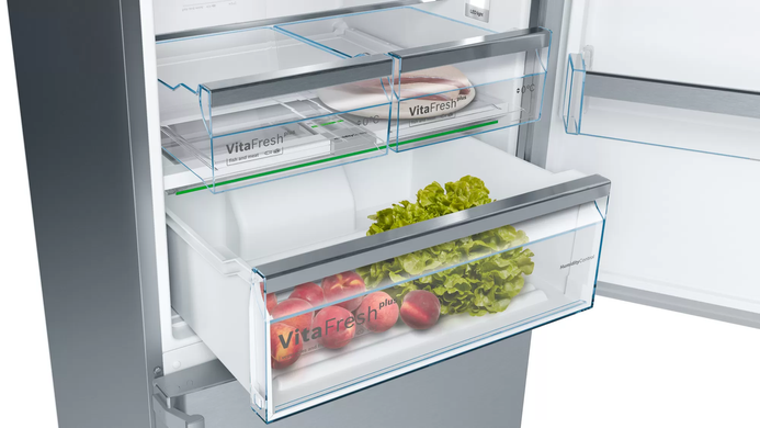 Холодильник з морозильною камерою Bosch KGN49EIDP