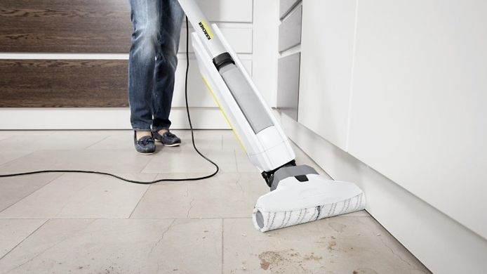 Вертикальний миючий пилосос Karcher FC 5 Premium (1.055-460.0)