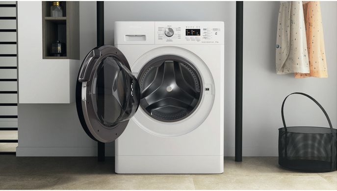 Стиральная машина автоматическая Whirlpool FFL 6038 B PL