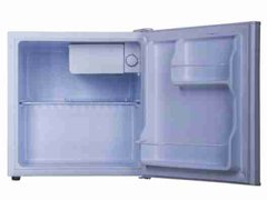 Холодильник з морозильною камерою Beko RSO45WEUN