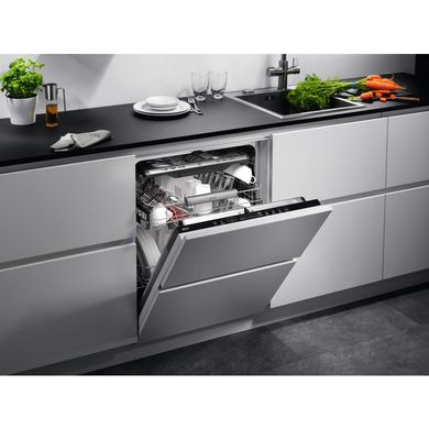 Вбудована посудомийна машина AEG FSK 63657 P