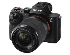 Бездзеркальний фотоапарат Sony Alpha A7 III kit (28-70mm) (ILCE7M3KB)