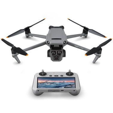 Квадрокоптер DJI Mavic 3 Pro with DJI RC (CP.MA.00000654.01, CP.MA.00000656.01)