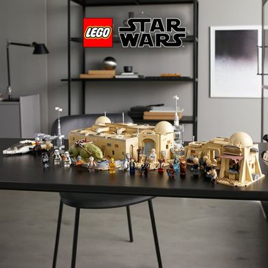 Блоковий конструктор LEGO Star Wars Mos Eisley Cantina (75290)