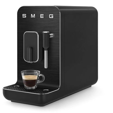 Кофемашина автоматическая SMEG BCC02FBMEU
