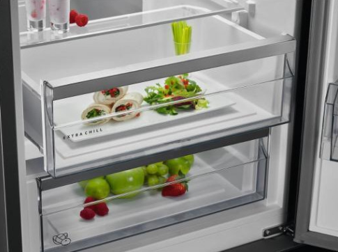 Холодильник с морозильной камерой AEG RCB736E5MX