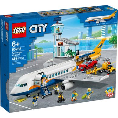 Блоковий конструктор LEGO City Пасажирський літак 669 деталей (60262)