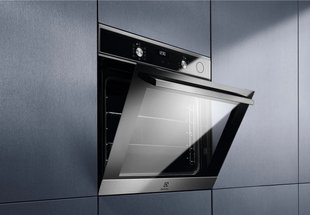 Духовка електрична Electrolux EOC5E70X