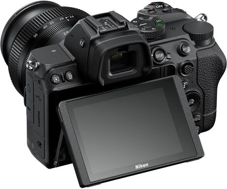 Беззеркальный фотоаппарат Nikon Z5 body (VOA040AE)