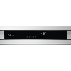 Холодильник с морозильной камерой AEG SCE818E6TS