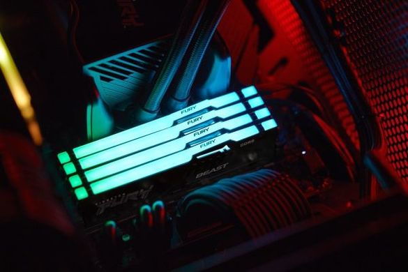 Пам'ять для настільних комп'ютерів Kingston FURY 32 GB (2x16GB) DDR5 5200 MHz Beast RGB (KF552C40BBAK2-32)