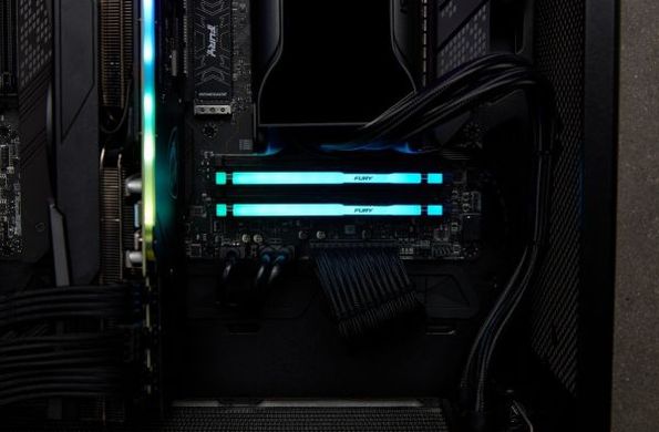 Пам'ять для настільних комп'ютерів Kingston FURY 32 GB (2x16GB) DDR5 5200 MHz Beast RGB (KF552C40BBAK2-32)