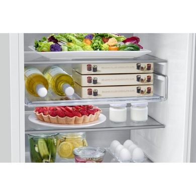 Холодильник з морозильною камерою Samsung BRB30705DWW