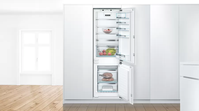 Холодильник з морозильною камерою Bosch KIN86NFF0