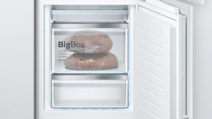 Холодильник з морозильною камерою Bosch KIN86NFF0