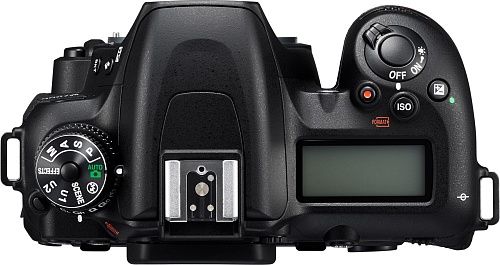 Дзеркальний фотоапарат Nikon D7500 body (VBA510AE)