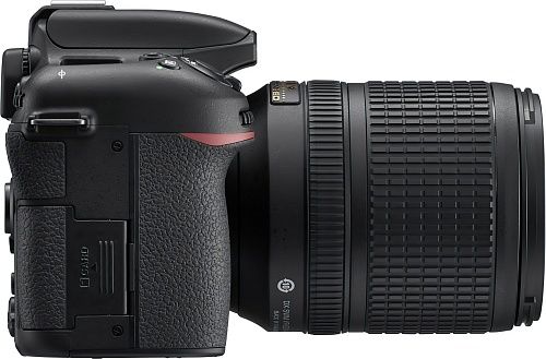 Дзеркальний фотоапарат Nikon D7500 kit (18-140mm) VR (VBA510K002)