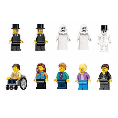Блочный конструктор LEGO Creator Дом с привидениями (10273)