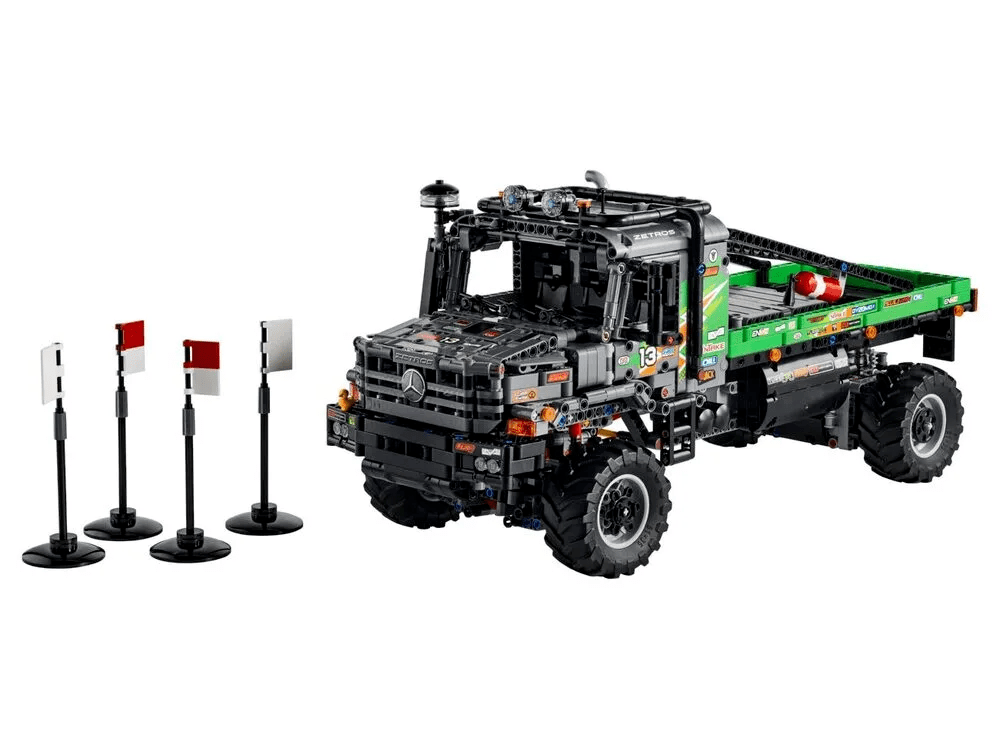 Блочный конструктор LEGO Mercedes-Benz Zetros (42129)  Фото №0