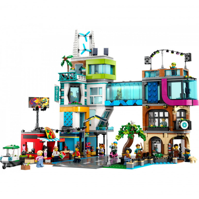 Блоковий конструктор LEGO City Центр міста (60380)