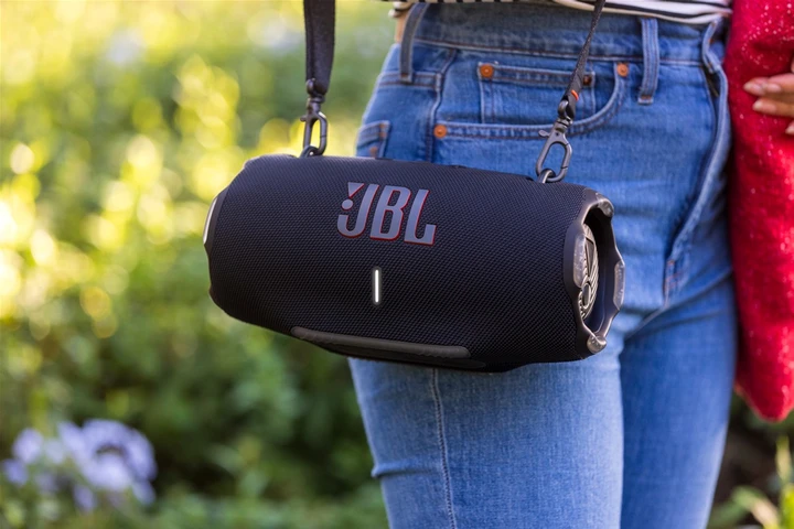 Портативные колонки JBL Xtreme 4 Black (JBLXTREME4BLK)  Фото №10