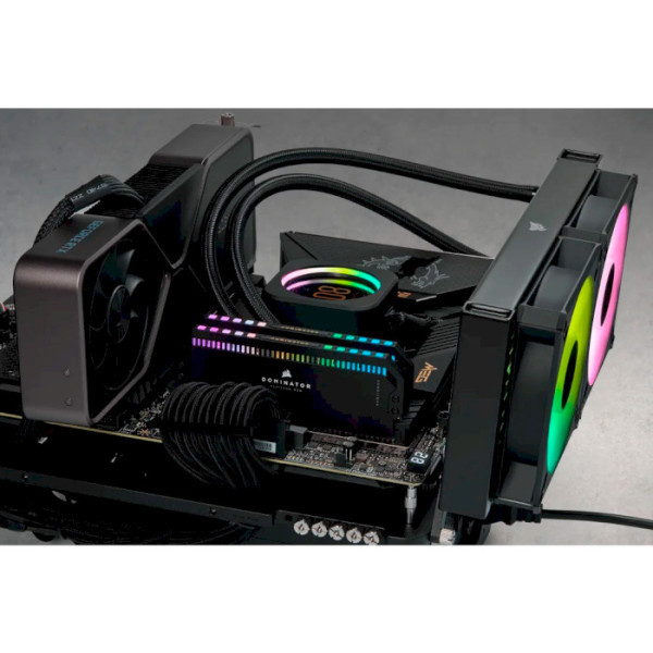 Память для настольных компьютеров Corsair 64 GB (2x32GB) DDR5 6400 MHz DOMINATOR PLATINUM RGB  Фото №0