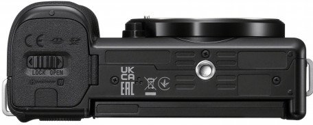Компактный фотоаппарат с сменным объективом Sony ZV-E10 kit (16-50mm) Black (ILCZVE10LB.CEC)  Фото №4