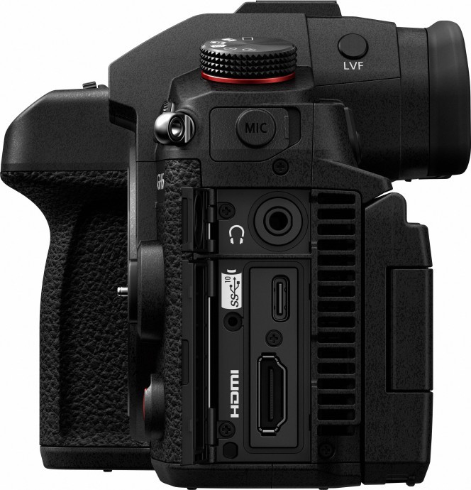 Беззеркальный фотоаппарат Panasonic Lumix DC-GH6 Body (DC-GH6EE)  Фото №2