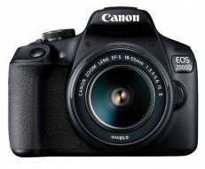 Дзеркальний фотоапарат Canon EOS 2000D 18-55 DC III + сумка SB130 + карта памяти SD16GB