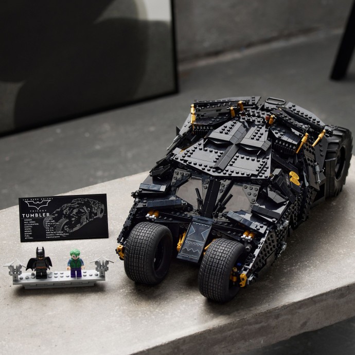 Блоковий конструктор LEGO Бэтмобиль Тумблер (76240)  Фото №11
