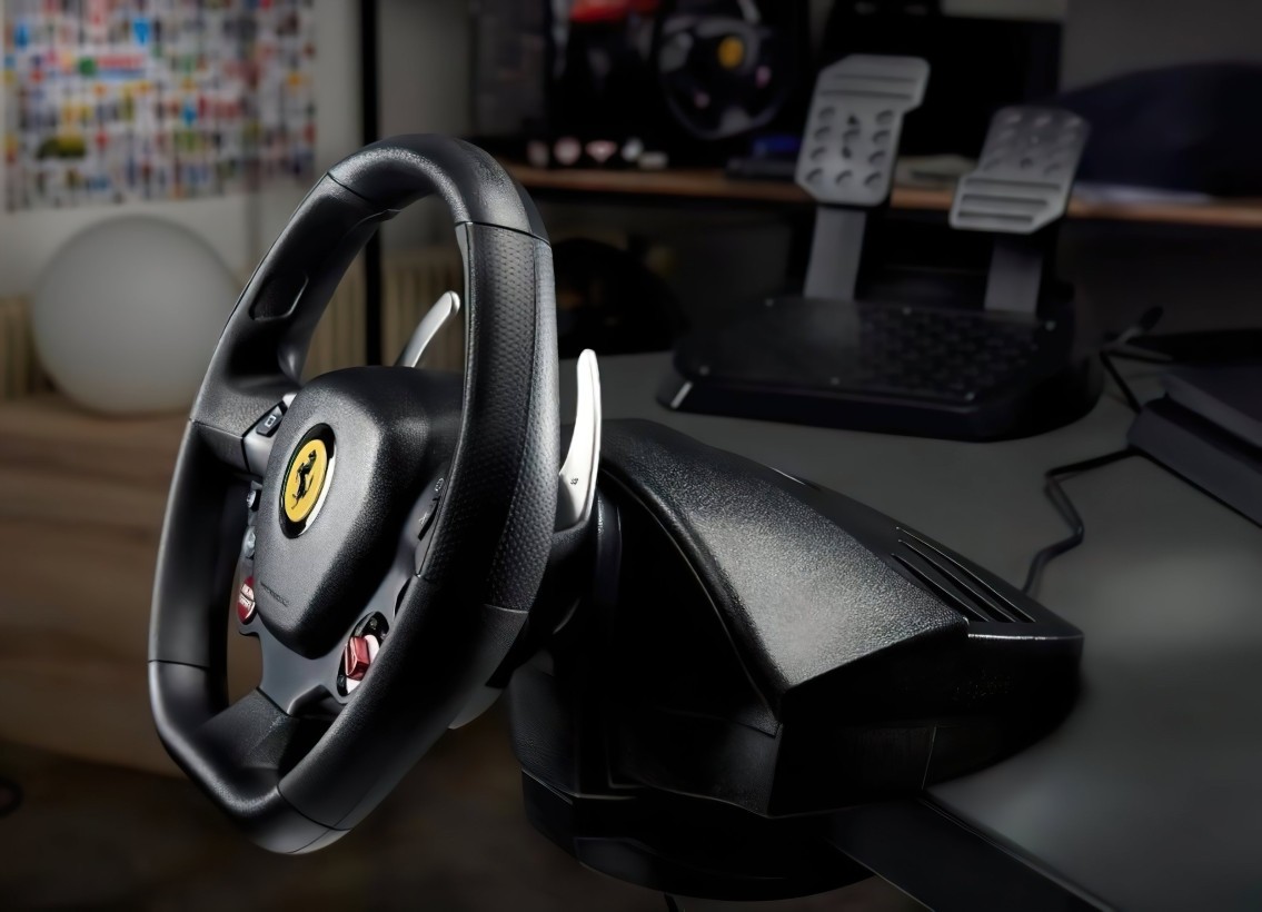 Комплект руль педали Thrustmaster T80 Ferrari 488 GTB Edition PC/PS4/PS5 Black (4160672)  Фото №5