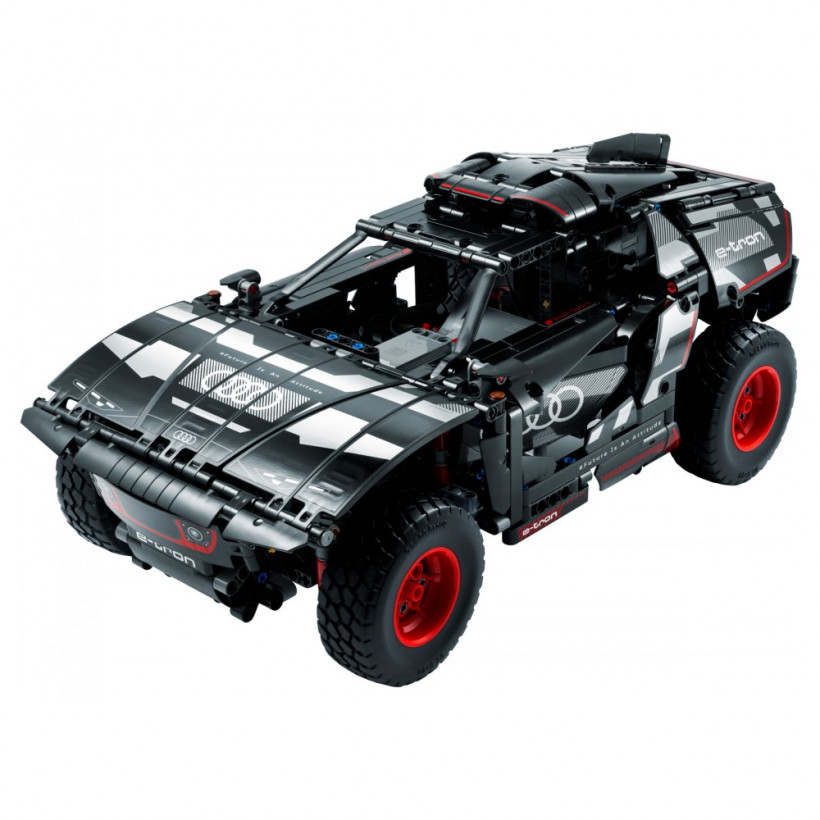 Авто-конструктор LEGO Technic Audi RS Q e-tron (42160)