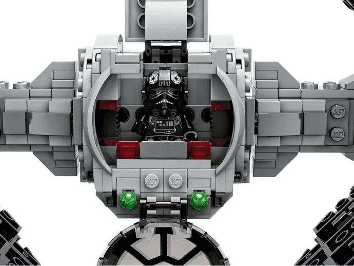 Блоковий конструктор LEGO Star Wars Мандалорський винищувач проти Перехоплювача TIE (75348)  Фото №3