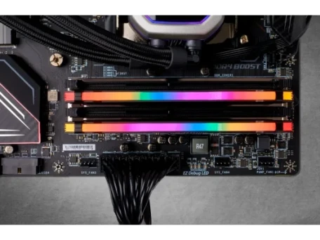 Память для настольных компьютеров Corsair 32 GB (2x16GB) DDR4 3200 MHz Vengeance RGB PRO (CMW32GX4M2E3200C16)  Фото №3