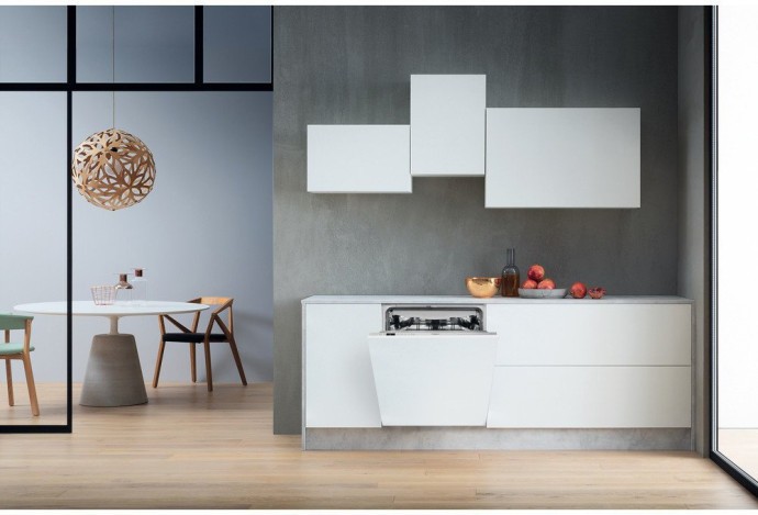 Посудомийна машина Whirlpool WIC 3C33 F  Фото №3