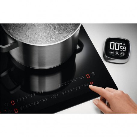 Варочная поверхность электрическая Electrolux EIV644  Фото №3