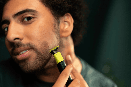 Тример для бороди та вусів Philips OneBlade 360 QP4631/30  Фото №7