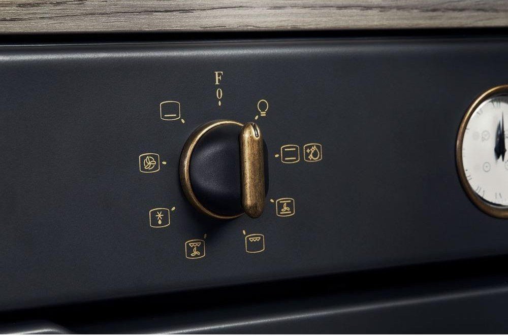 Духовой шкаф электрический Ariston TIF 801 SC AN HA  Фото №1