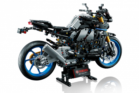 Блоковый конструктор LEGO Yamaha MT-10 SP (42159)  Фото №1