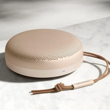 Портативная колонка Bang &amp; Olufsen Beosound A1 2nd. Gen. Gold Tone (1734008)  Фото №8