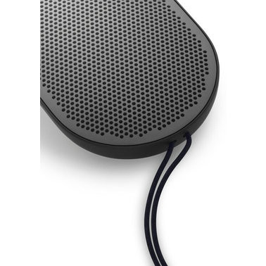 Портативна колонка Bang &amp; Olufsen BeoPlay P2 Black (1280426)  Фото №1