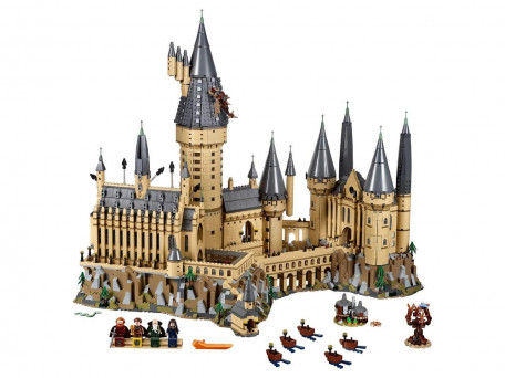 Блоковий конструктор LEGO Harry Potter Замок Хогвардс (71043)  Фото №1