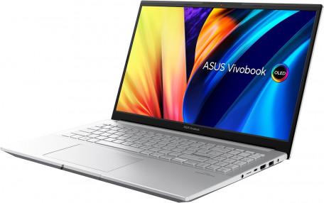 Ноутбук ASUS Vivobook Pro 15 OLED M6500QC Cool Silver (M6500QC-L1022, 90NB0YN2-M006W0)  Фото №1