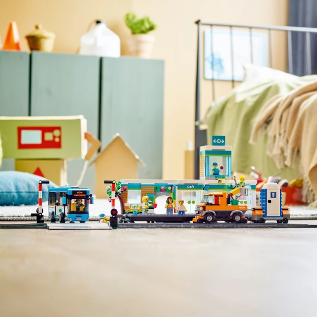 Блоковий конструктор LEGO Железнодорожная станция (60335)  Фото №3