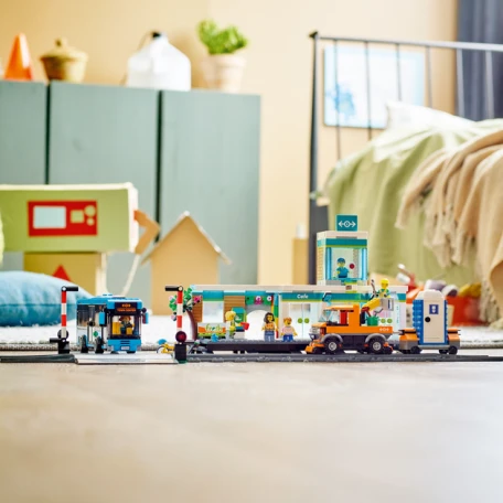 Блоковий конструктор LEGO Железнодорожная станция (60335)  Фото №3
