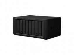 Сетевой накопитель Synology ds1821+